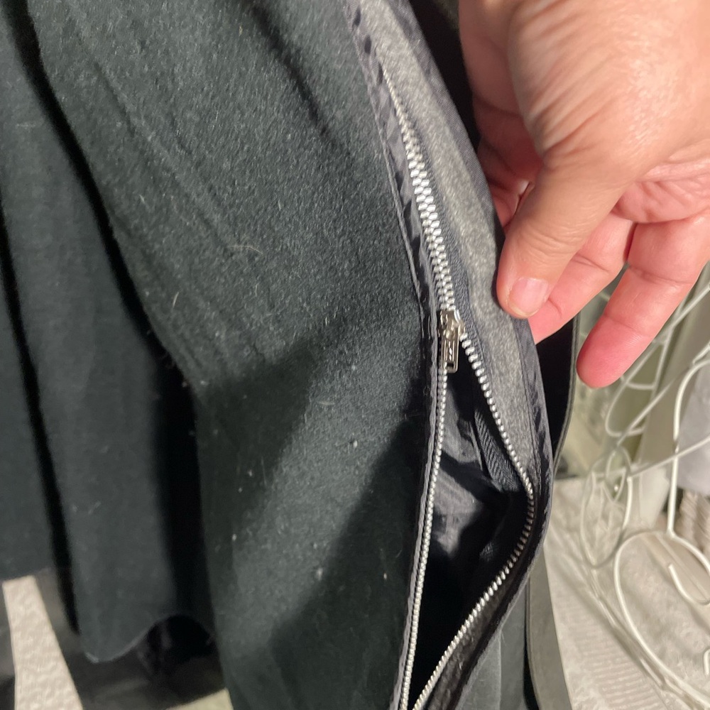 London Fog Men's Black Trench Coat - Picture 10 of 14